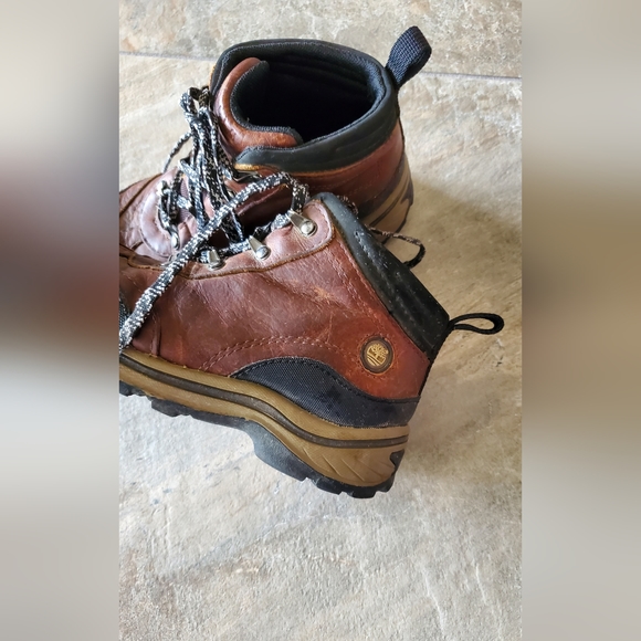 Kids size 12 Timberland Hikers - Picture 2 of 4